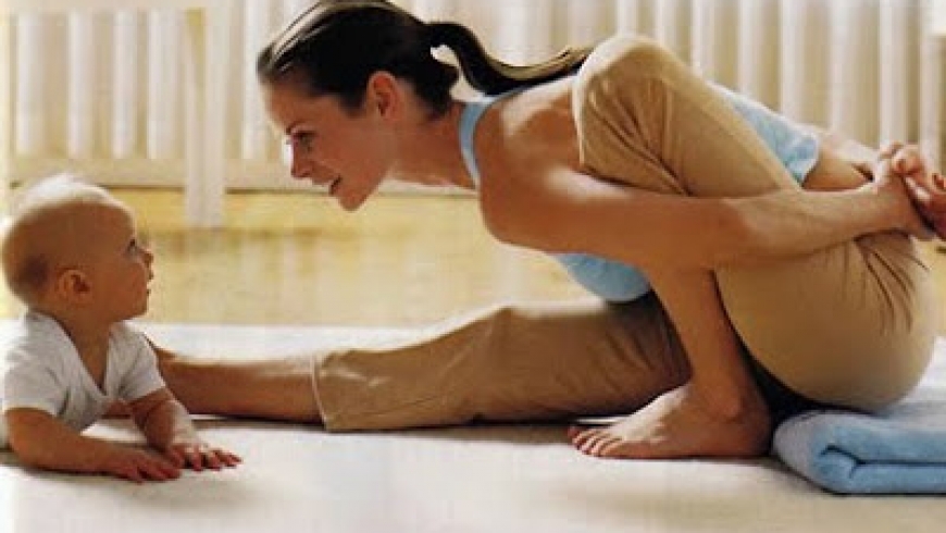 Yoga μετά τη λοχεία